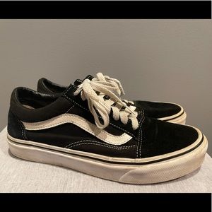 Vans Old Skool Black and White Sneakers